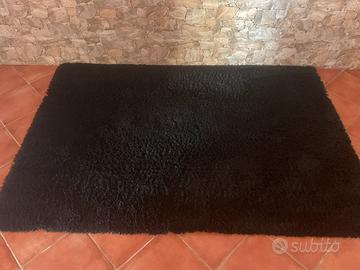 Tappeto nero