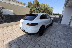 Porsche Macan s  245 cv