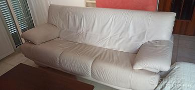 Coppia divani in vera pelle bianca 2 + 3 posti