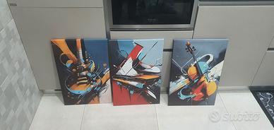 3 quadri con telaietto in legno e gancio