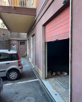 Deposito In Via Carnazza