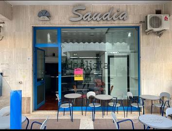 Bar sabaudia " centro Saudia" gestione e mura