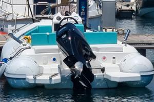 Gommone 6 metri Doppio prendisole come nuovo