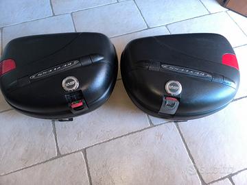 coppia bauletti givi Keyless 40l.