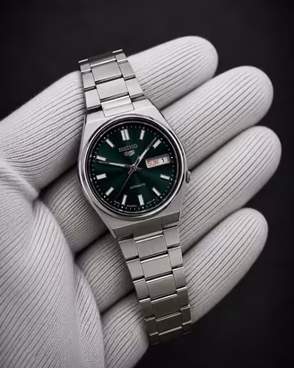 Vintage Seiko 5 Sport Green Dial 7009 Day Date