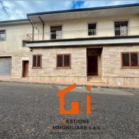 Ampia Villa Indipendente 330 mq + Garage 40 mq