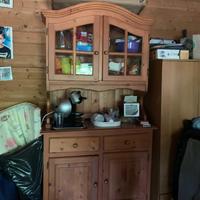 Credenza con vetrinetta