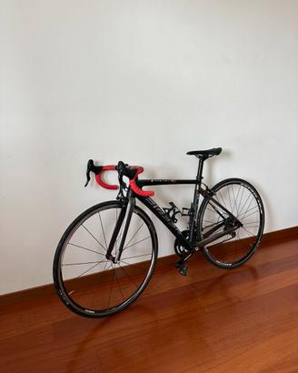 Bici da corsa nera full carbon xs