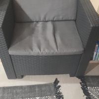 set divano, poltroncine e tavolino giardino