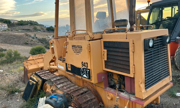 Pala cingolata Caterpillar 943