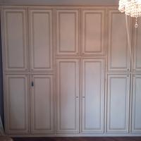 STUPENDO ARMADIO LEGNO DECORATO