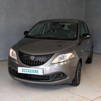 Lancia Ypsilon 1.0 Hybrid 70cv Silver Plus