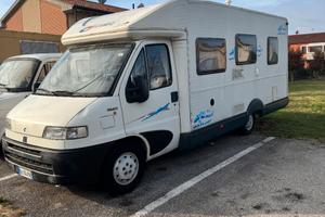 CAMPER SEMINTEGRALE CARAVANS INTERNATIONAL CORFU'