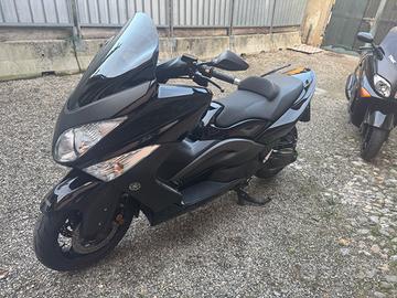 Yamaha T Max - 2008