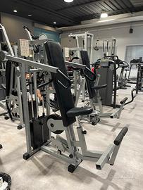 Shoulder press technogym silver line