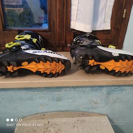 scarponi da sci