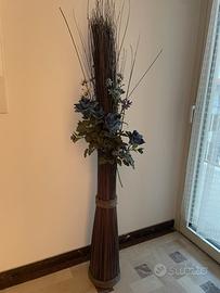 DECORAZIONE CON FIORI FINTI