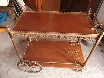 Carrello porta vivande