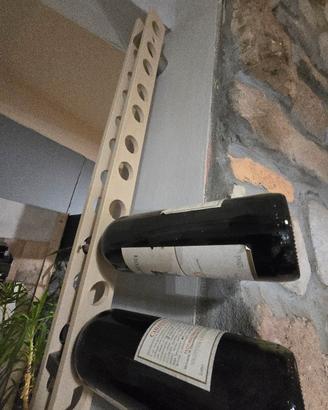porta bottiglie  in legno ed acciaio 