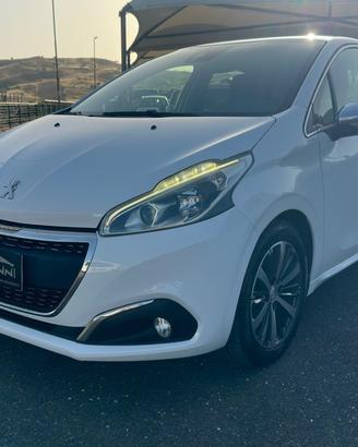 Peugeot 208 BlueHDi 100 5 porte Allure