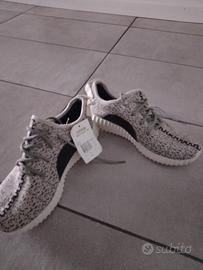 scarpe da ginnastica