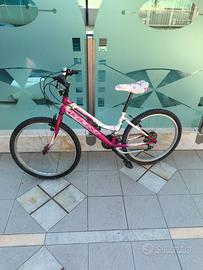Bicicletta donna cambio shimano