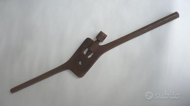 Giramaschi vintage , vecchio attrezzo da officina