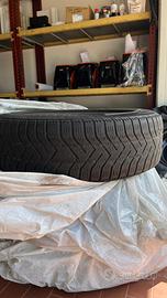 Gomme invernali +ruotino con cerchione no sped