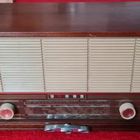 Radio d'epoca a valvole Philips B3W22A. 