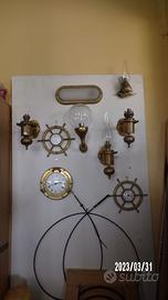 BLOCCO DI 10 LAMPADE E OGGETTI   SUARDI IN OTTONE