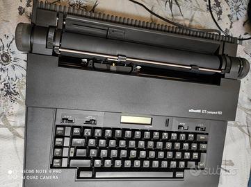 Macchina da scrivere olivetti compact 60