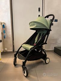 Passeggino Babyzen Yoyo verde salvia con accessori