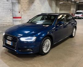AUDI A4 4ª serie - 2012