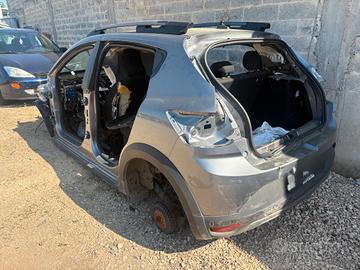 RICAMBI DACIA SANDERO 1.0 BENZINA ANNO:2022