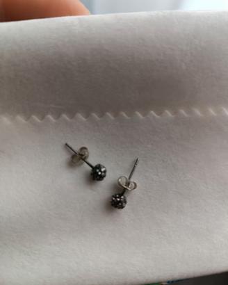 Orecchini punto luce