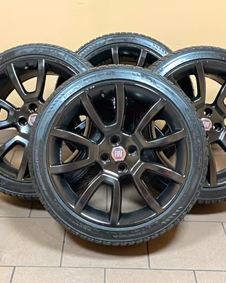 Cerchi in lega R18 GLOSS BLACK