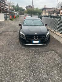 Mercedes benz gla 220cdi allestimento amg