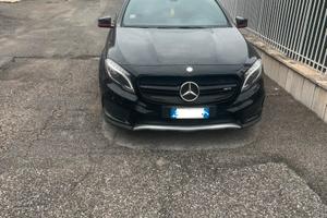 Mercedes benz gla 220cdi allestimento amg