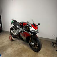 Aprilia Rsv4 factory