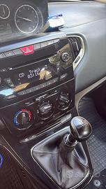 Lancia ypsilon automatica