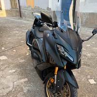 Tmax 560