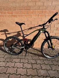 E-bike elettrica MTB Fantic 1.8 integra in garanzi