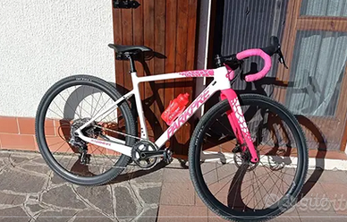 bicicletta gravel da donna