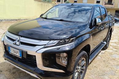 Mitsubishi L200 d.cab 2.3d Intense 4wd 150cv