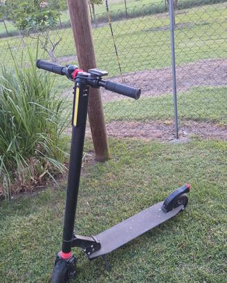 monopattino elettrico Nilox 