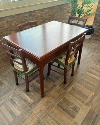 Tavolo in legno