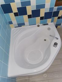 Vasca da bagno angolare TRESSEE