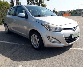 HYUNDAI i20 1.200 5 Porte Econext Gpl 2014
