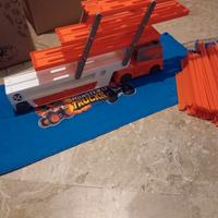 Hot Wheels Mega Trasportatore