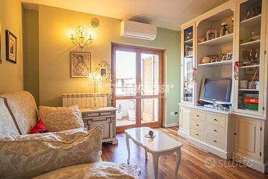 BILOCALE ALL'ULTIMO PIANO IN RESIDENCE